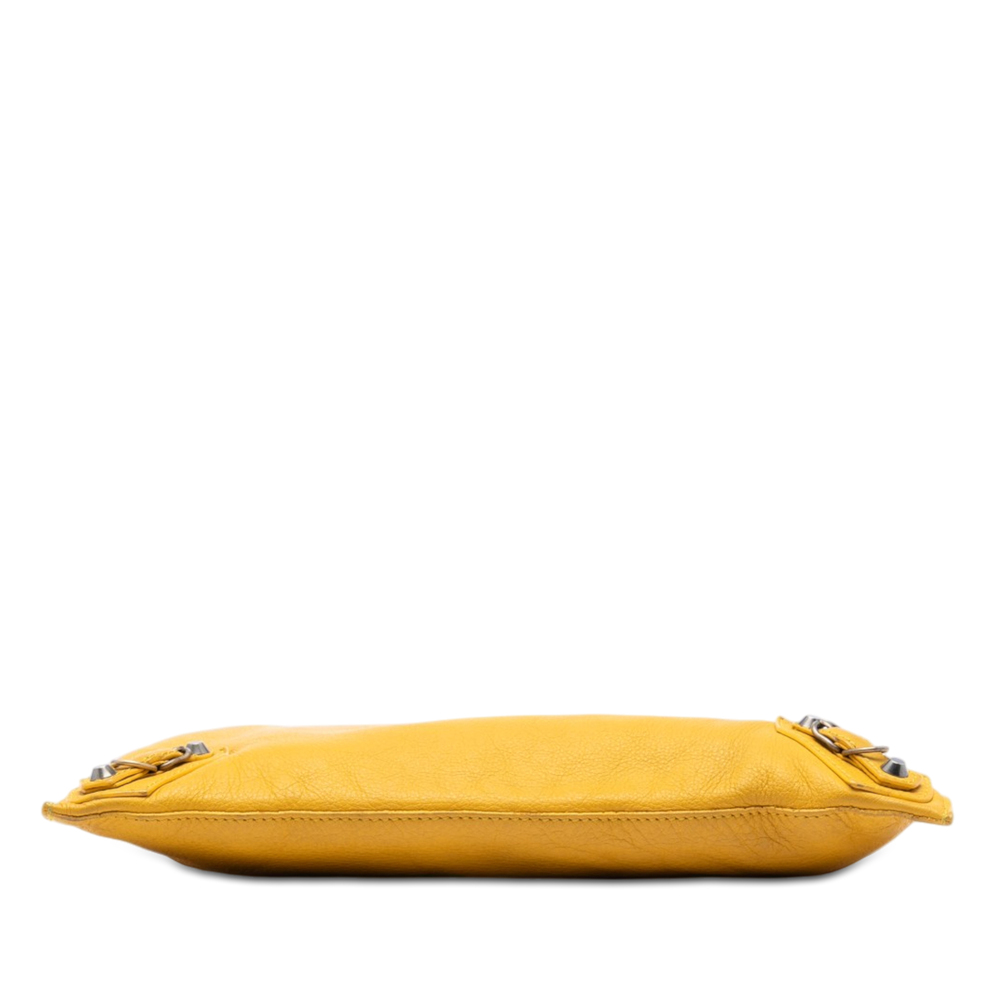 Pre-Loved Balenciaga Leather Papier Wristlet Clutch - Picture 3 of 8